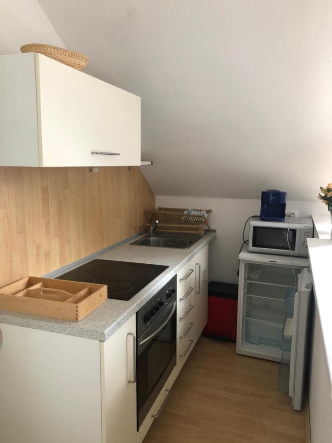 45 M² Maisonette-Wohnung In Uni-/Hauptbahnhofnaehe Duisburg Exterior foto