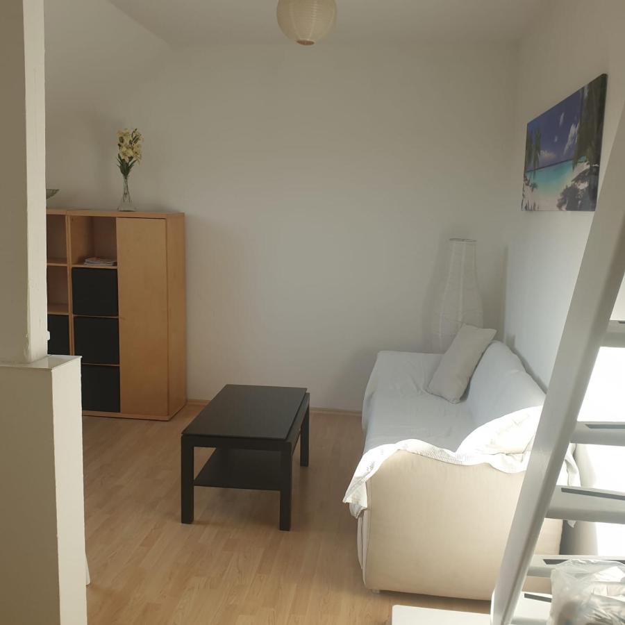 45 M² Maisonette-Wohnung In Uni-/Hauptbahnhofnaehe Duisburg Exterior foto